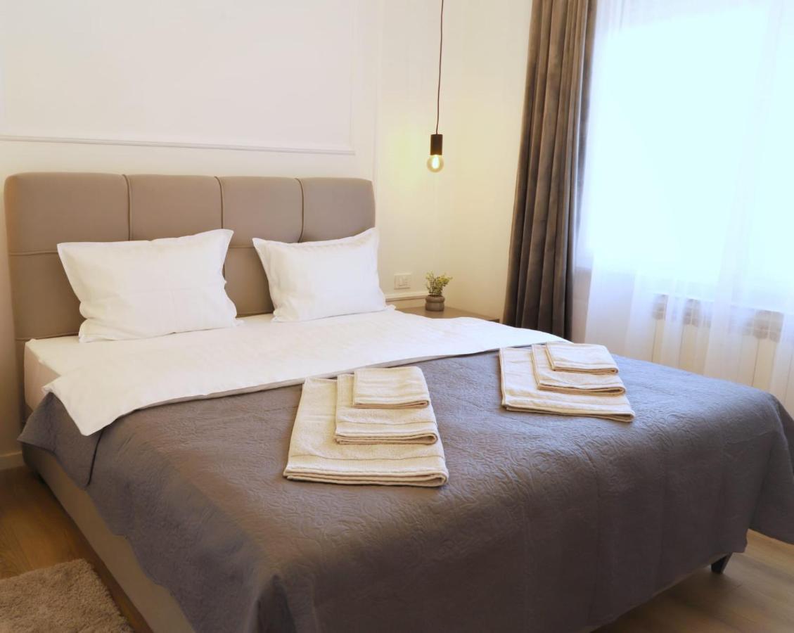 Apartman Nila Lägenhet Vukovar Exteriör bild