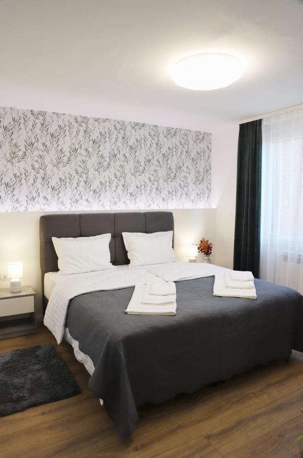 Apartman Nila Lägenhet Vukovar Exteriör bild